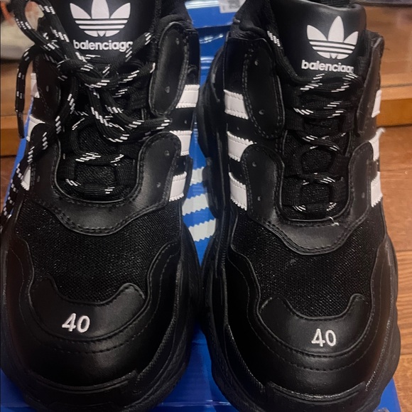 Balenciaga X Adidas Sneakers - Picture 3 of 6